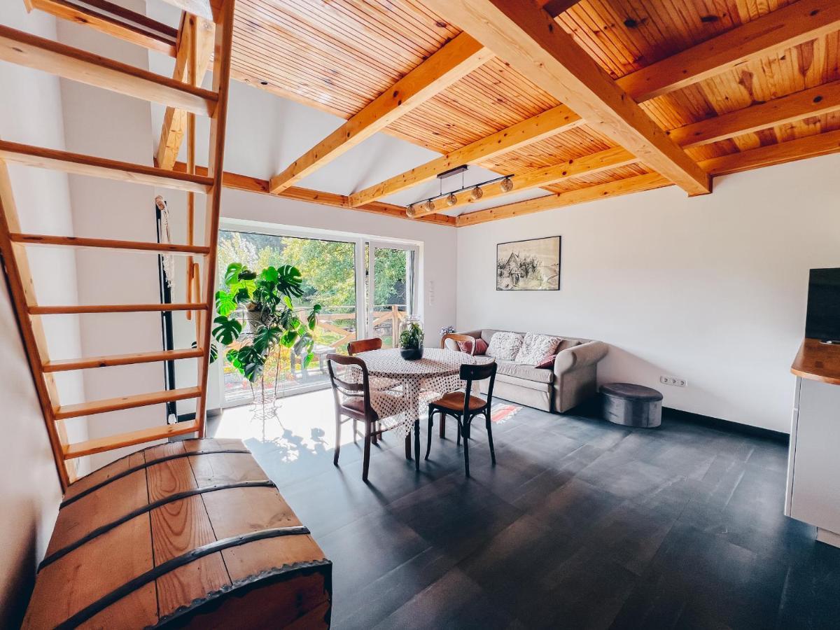 Lipolas-Slowlife&Guesthouse Jurkow  Esterno foto