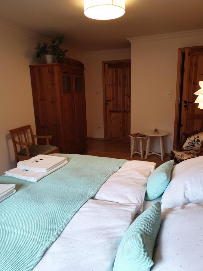 Lipolas-Slowlife&Guesthouse Jurkow  Esterno foto